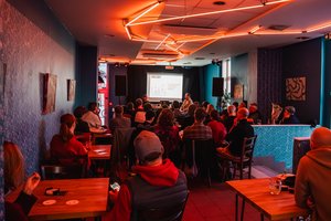 Velká účast na přednášce v prostoru Burzy #4